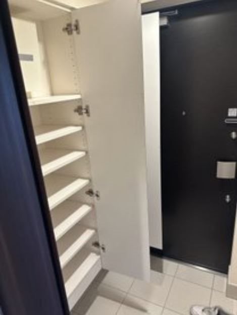 プレシス府中 玄関