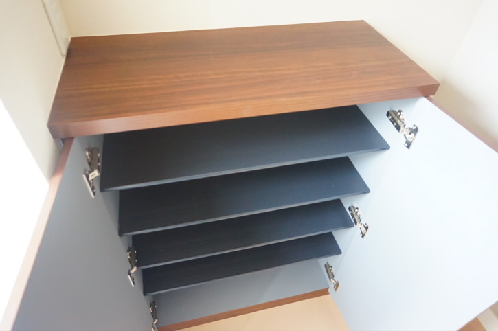 クレセール調布B  玄関