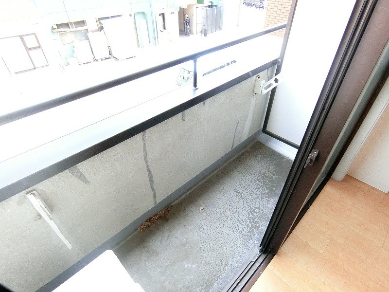 クリサンテーモ 【東京外国語大学受験生事前予約可能物件】   ベランダ