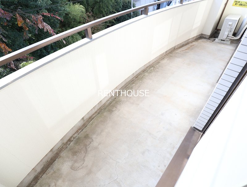 シャルマン成城  ベランダ