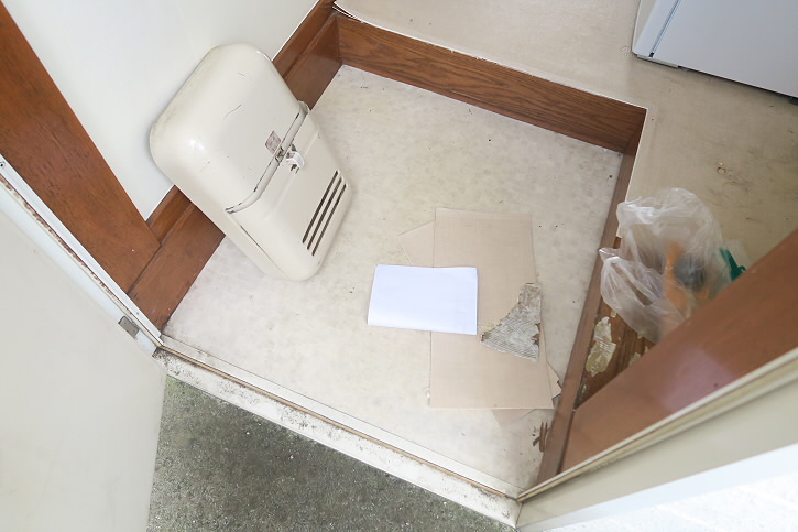 アゼル白糸台  玄関