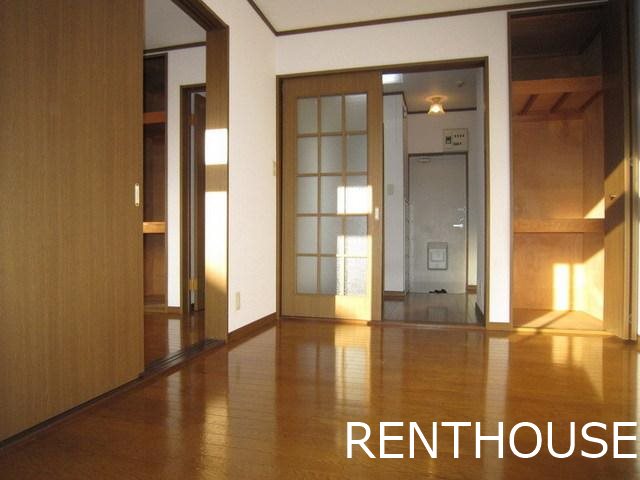 シャトー稲城  玄関