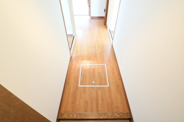 丸玉屋小勝ビル（当社管理物件 玄関