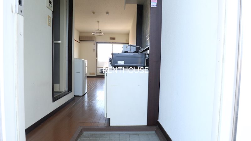 サンシティ 玄関