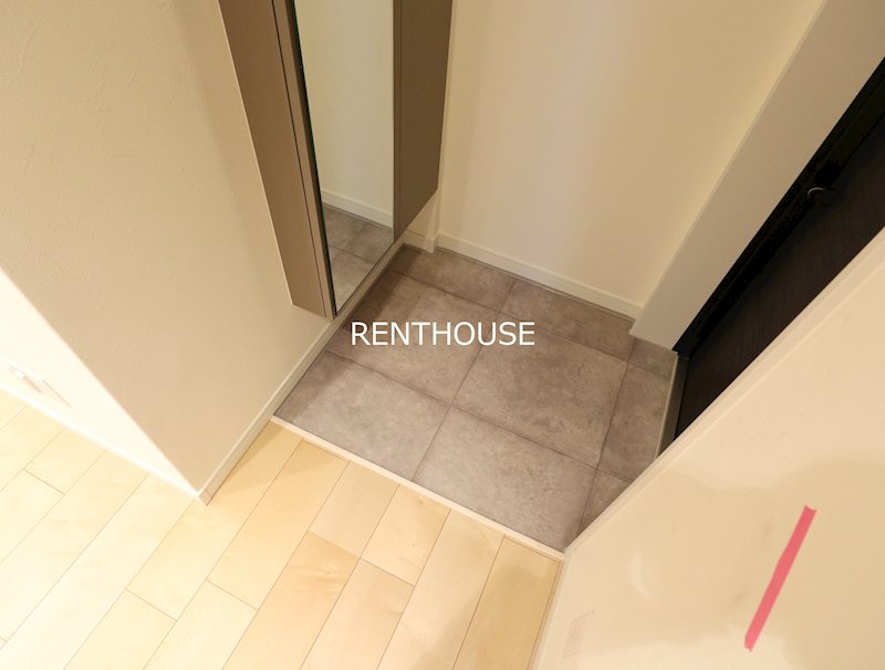 ラフィネ調布  玄関