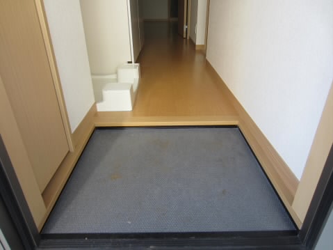 ホワイトモード 玄関