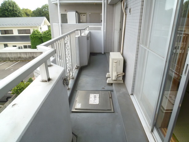 ロイヤルシーダ  ベランダ