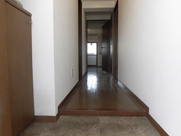 フレアつつじヶ丘 玄関