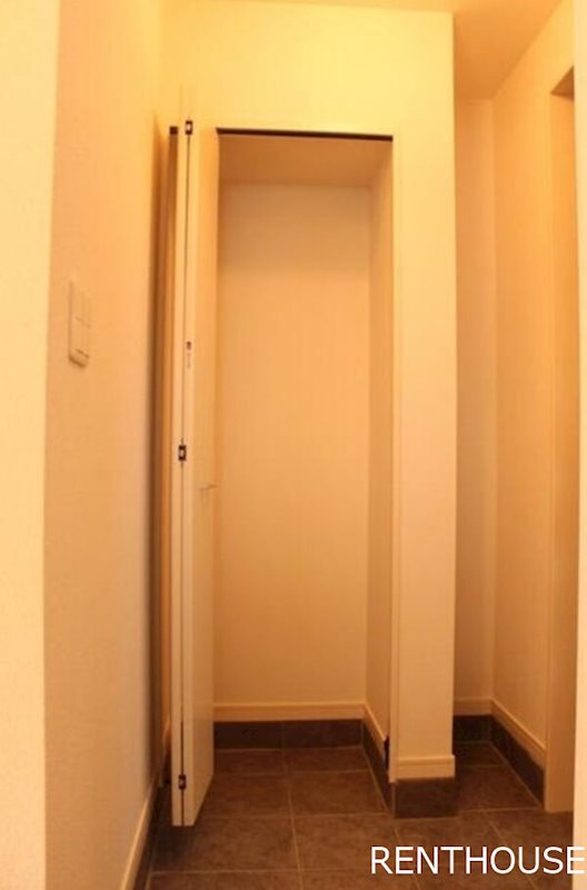 NICO菊野台  玄関