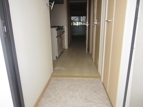 カンパニュラ     玄関