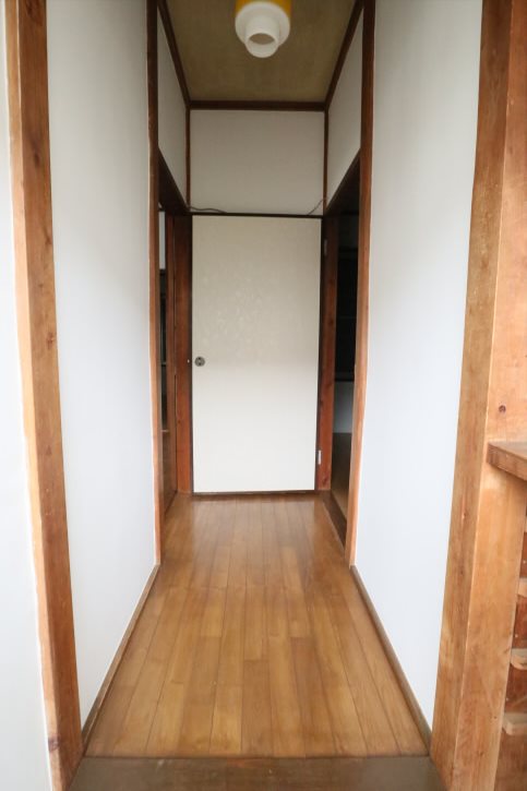 マツヤ貸家  玄関