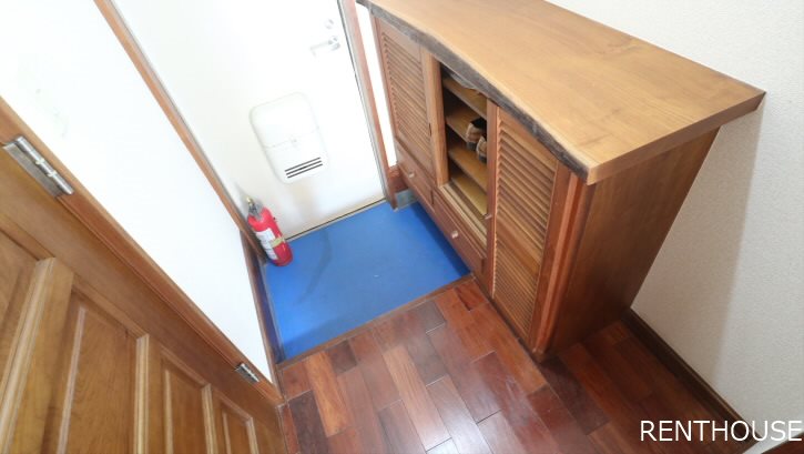 リバーサイドハイツリー【当店管理物件】 玄関