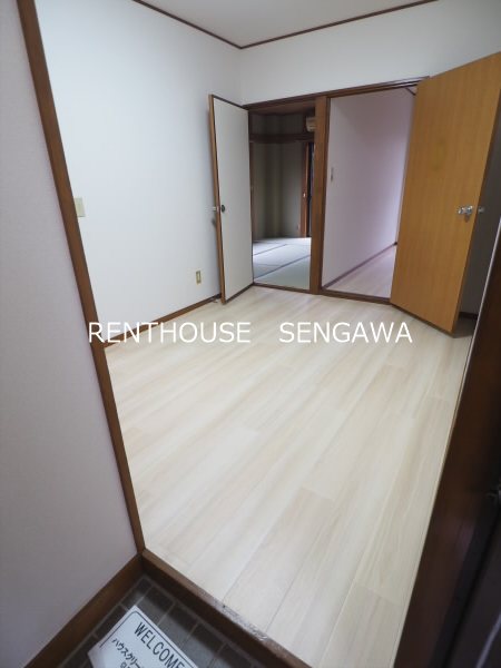 ピュアハイム成城 玄関