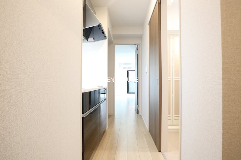 マイユクール  玄関