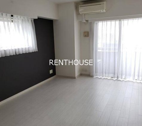 スパシエリーヴァ浅草 リビング