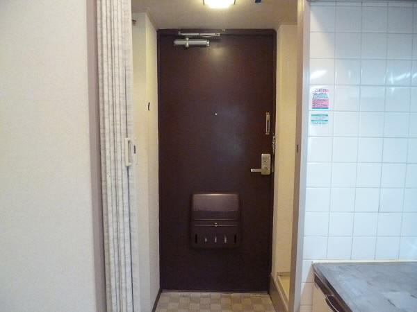 srpソサイアティ 玄関