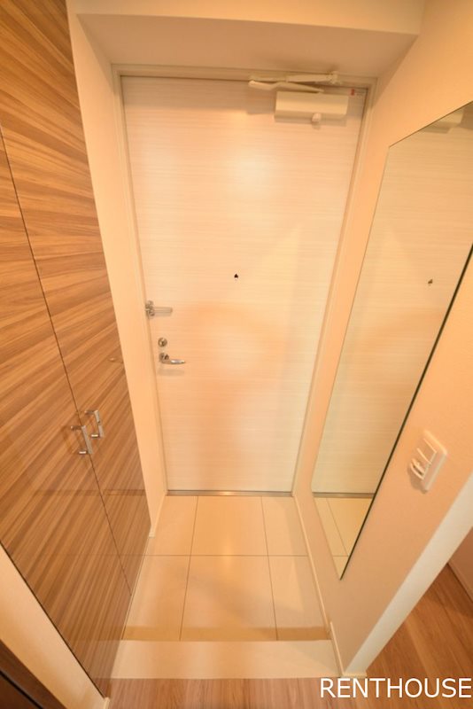 ガーラ・アヴェニュー調布  玄関