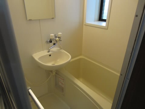 リライズ国領   風呂画像