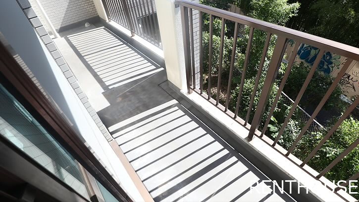 ジュノウ   ベランダ