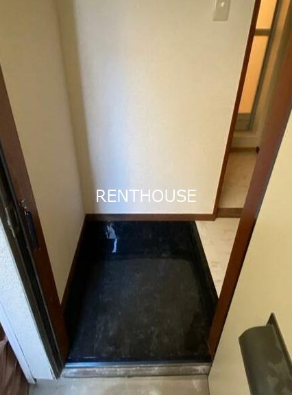 ルーエ国領  玄関