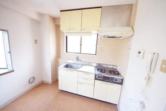 勝田マンション   リビング