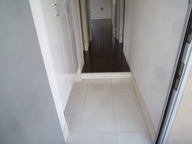 ネクステージ飛田給  玄関