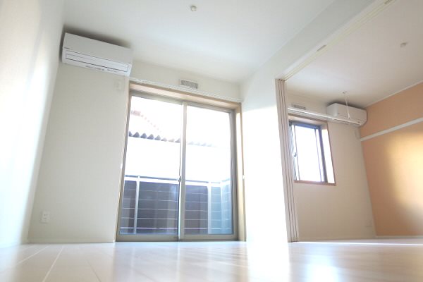 Win Bell柴崎～ウィンベルシバサキ～   リビング