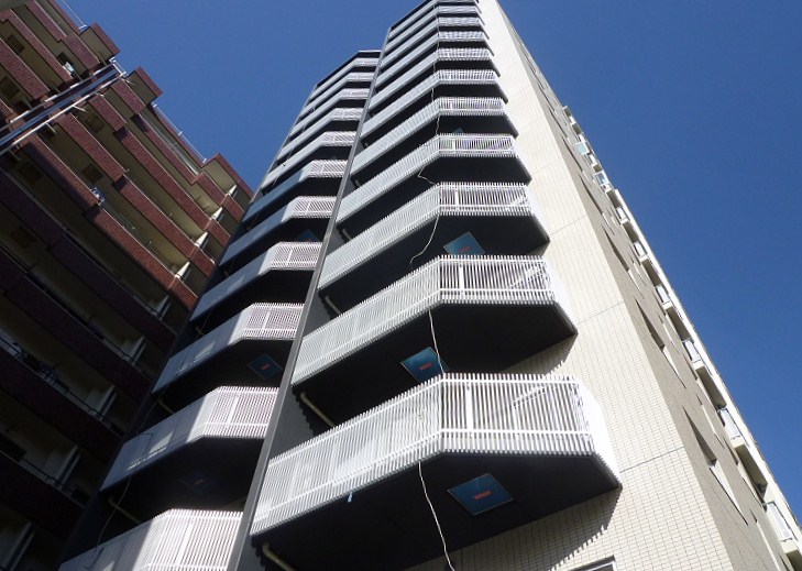 プレミスト調布駅前ブリリアントプレイス    外観