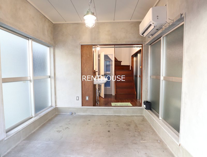 押上貸家  玄関