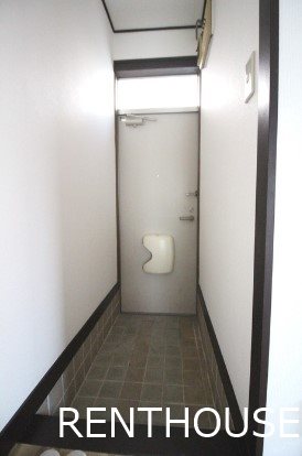 コーポけやき   玄関