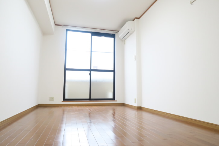 メゾンドルナ ベッドルーム