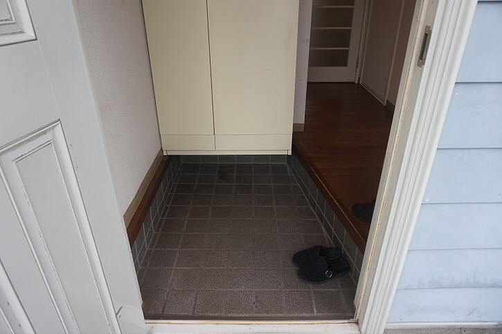 メゾンシェーヌ　  玄関