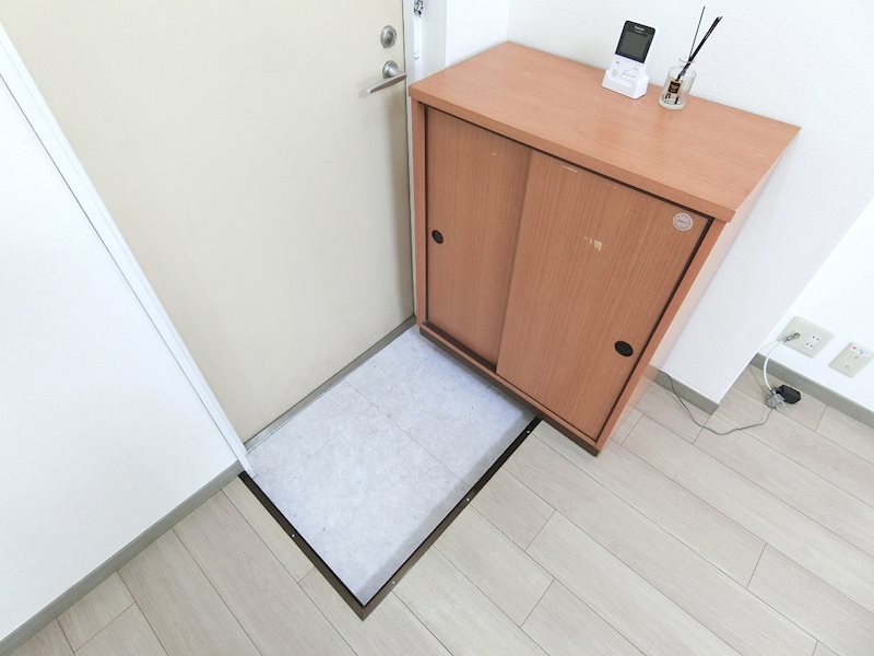 松村マンション(当社管理物件） 玄関