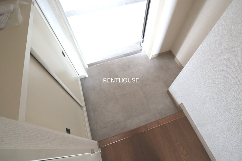 マンションセラヴィ   玄関