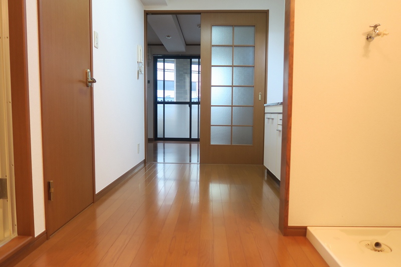 ポナール日新 　当社管理物件 玄関