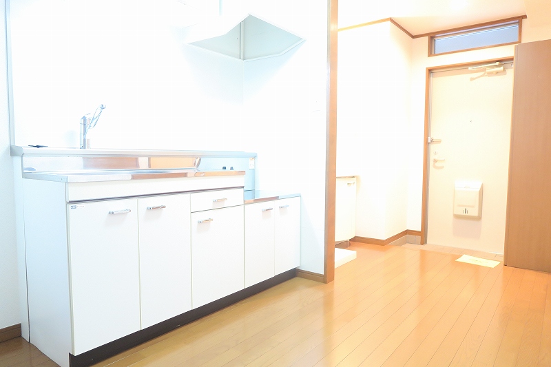 ポナール日新 　当社管理物件 リビング