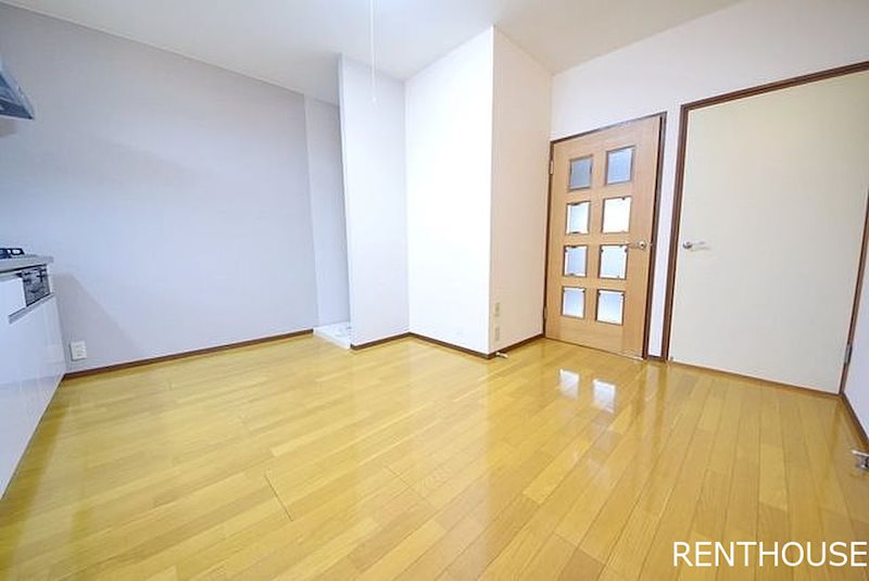 リ・ドマーニ    リビング