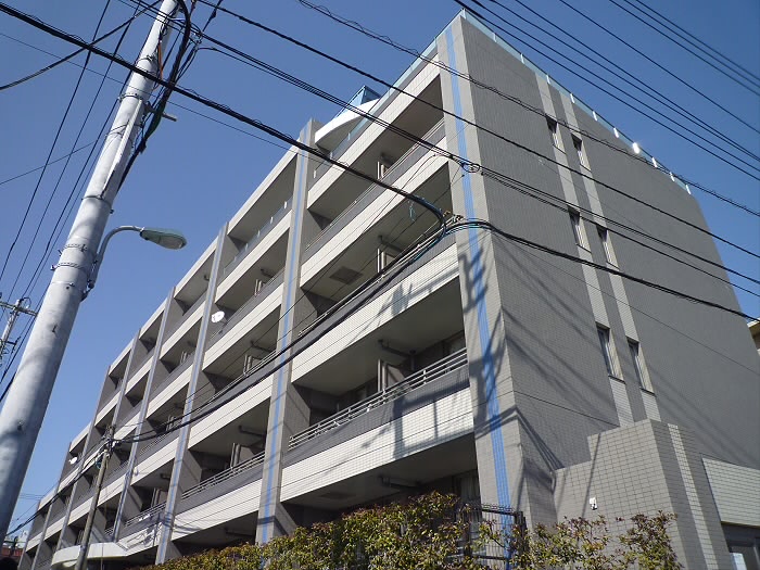 アースヒルズ    外観