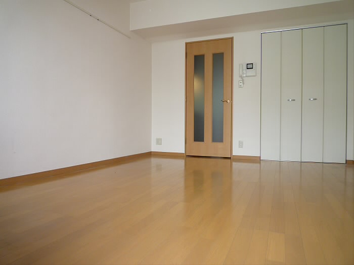 アースヒルズ    リビング