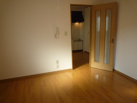 スプリング   リビング