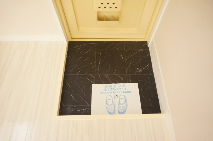 ハラシマハイツ   玄関