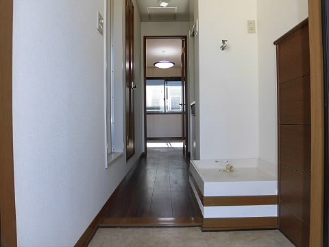 ハウス池亀1号館 玄関