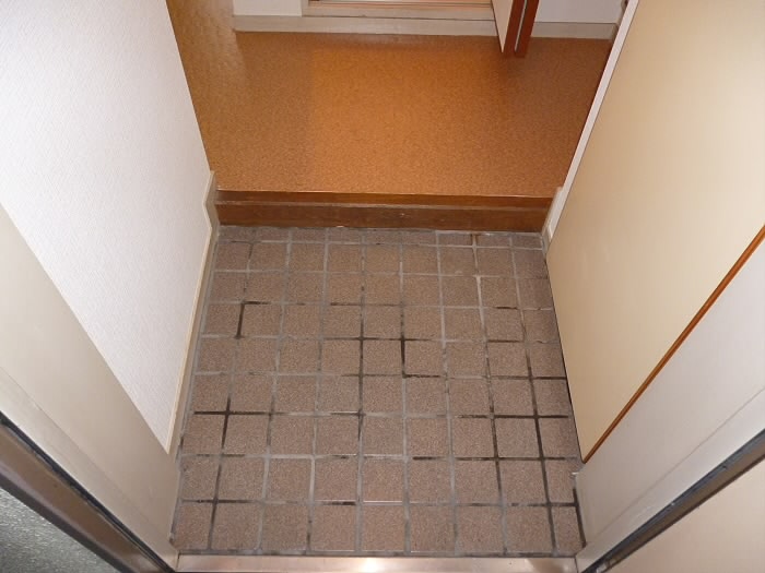 三ツ木駅前ビル  玄関