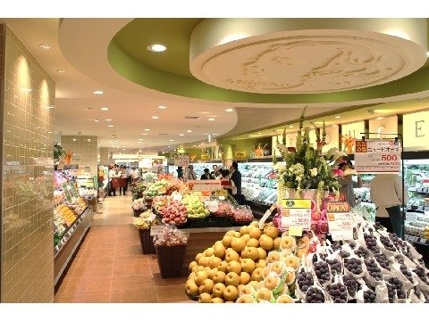 東京都世田谷区経堂４丁目 スーパー