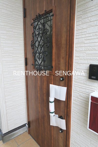 和泉本町3丁目戸建 -当店専任物件- 玄関