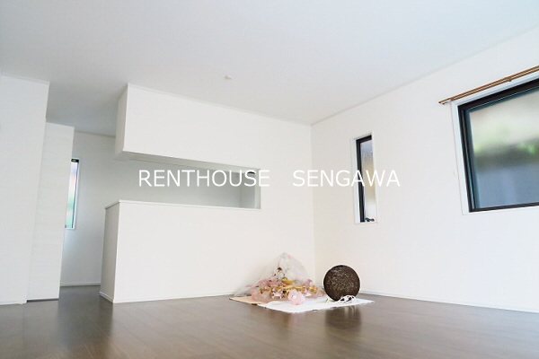 和泉本町3丁目戸建 -当店専任物件- リビング