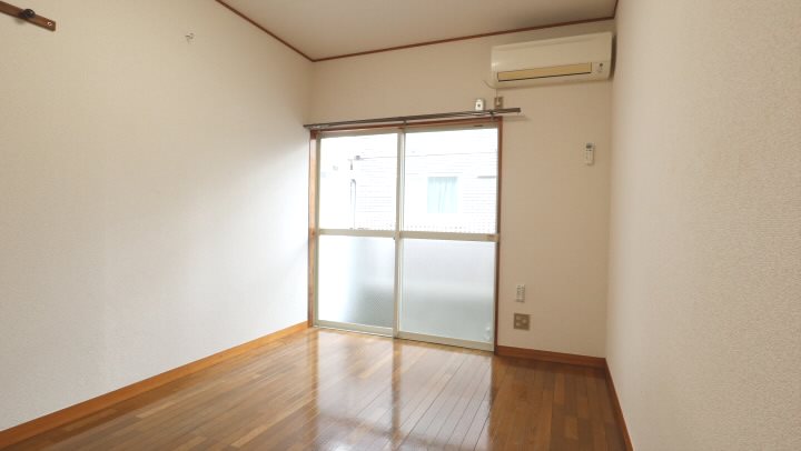 ナゴヤハイツ    リビング