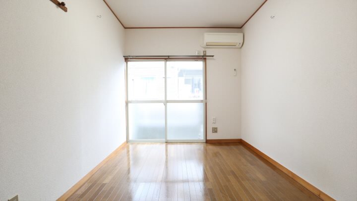 ナゴヤハイツ    ベッドルーム