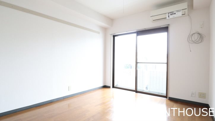 ロイヤルカイザー リビング