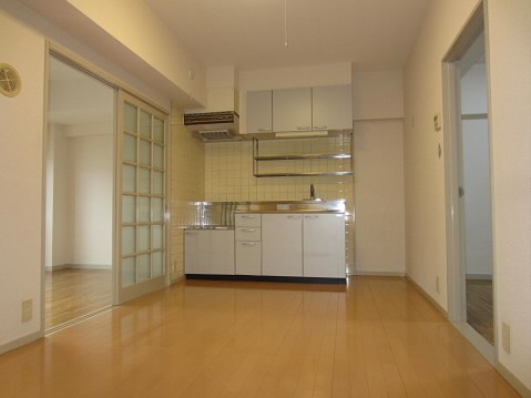 ファミールＹＫ   リビング